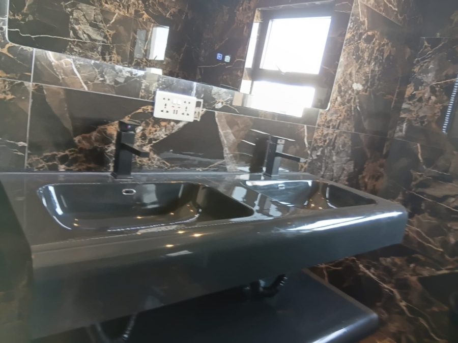 3 Bedroom Property for Sale in Sandown Western Cape